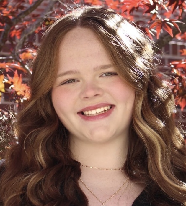 Headshot of Madi Dickinson